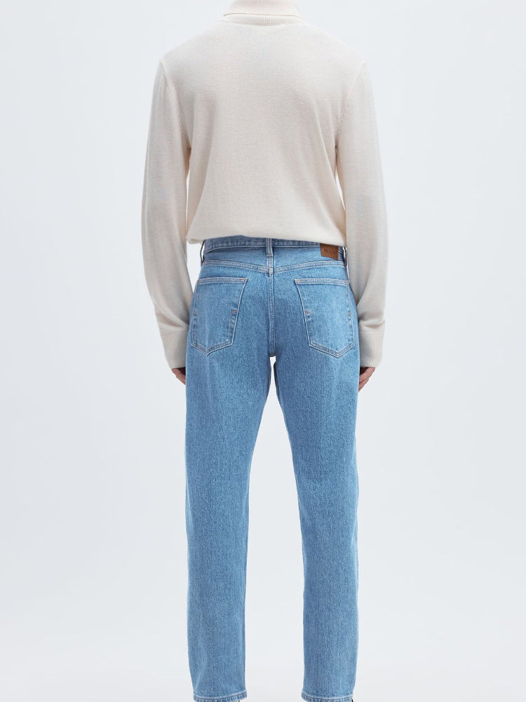 196-STRAIGHT BEN KORI JEANS